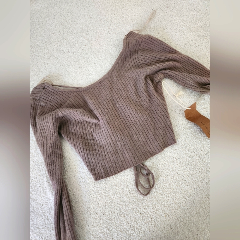 Cropped top